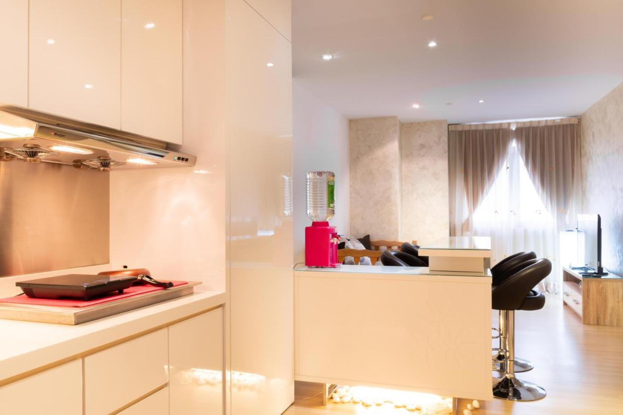 Rosebury Studio Suite By D Imperio Homestay Джорджтаун Экстерьер фото